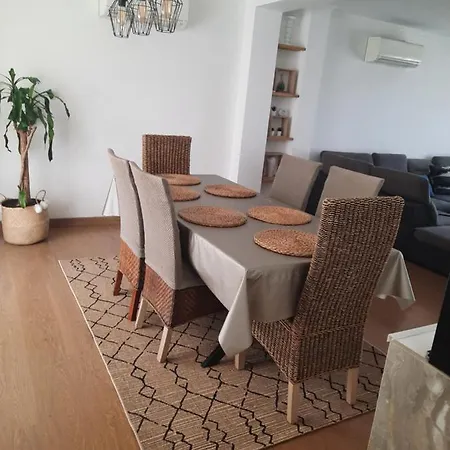 Avec Piscine Privee Sans Vis-a-vis فيلة Montarnaud